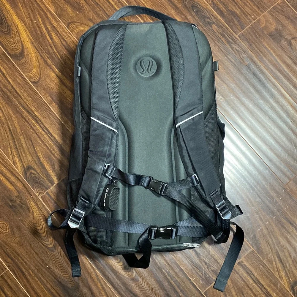 lululemon athletica Navy Backpack. Solid black. Stock picture is with blue trim - Picture 3 of 16